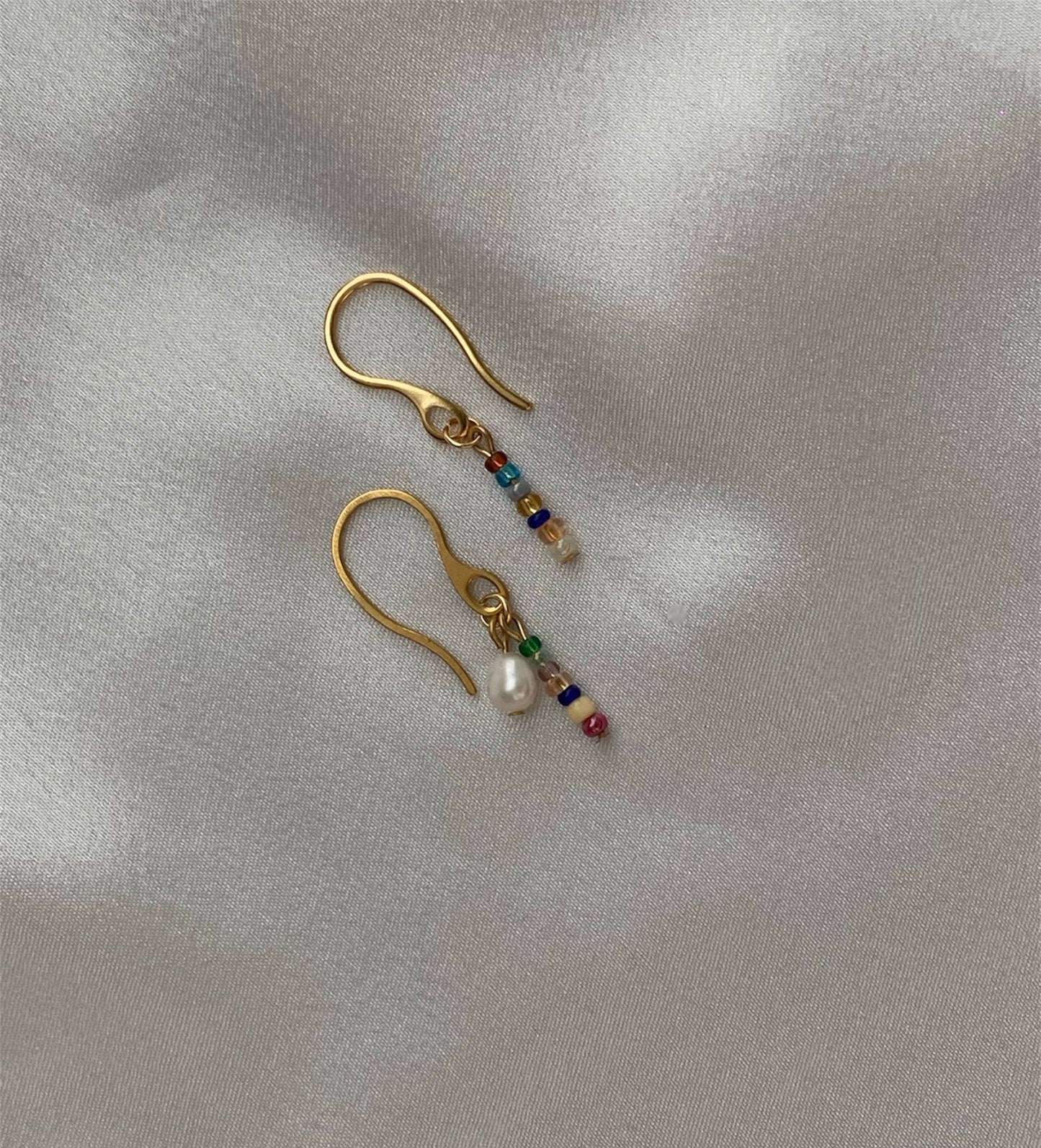 Nara Earrings Multi