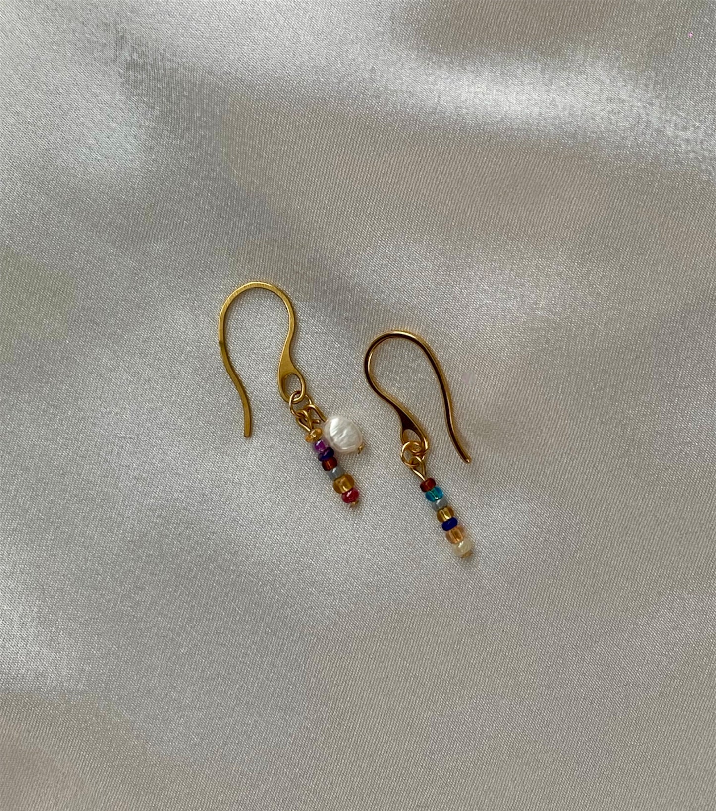 Nara Earrings Multi