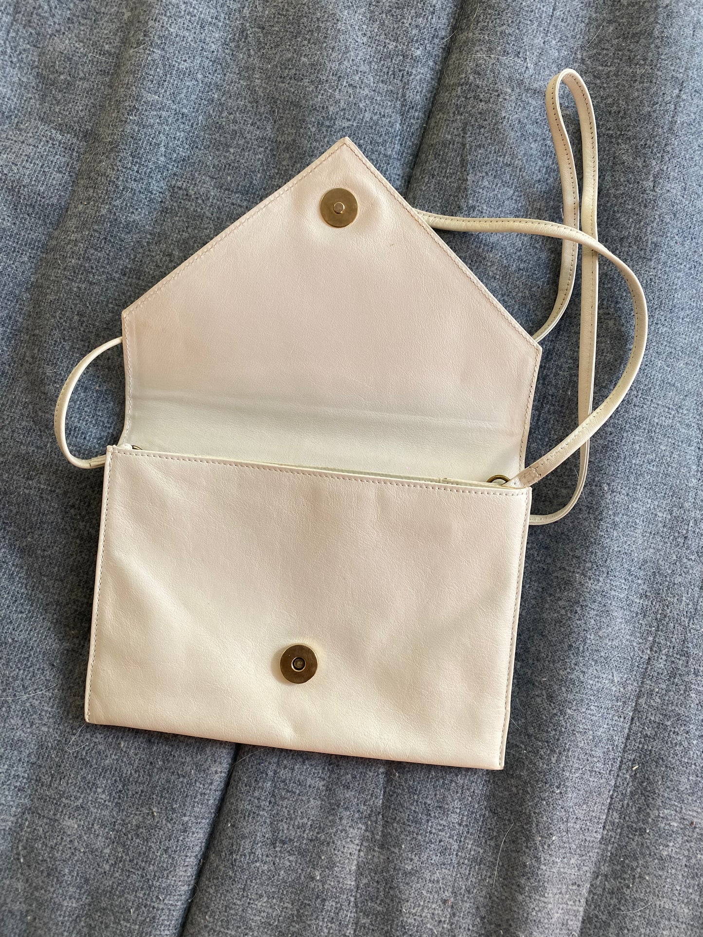 Vintage Leather Shoulder Bag White